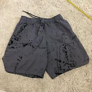 Men’s size small grey Reebok shorts